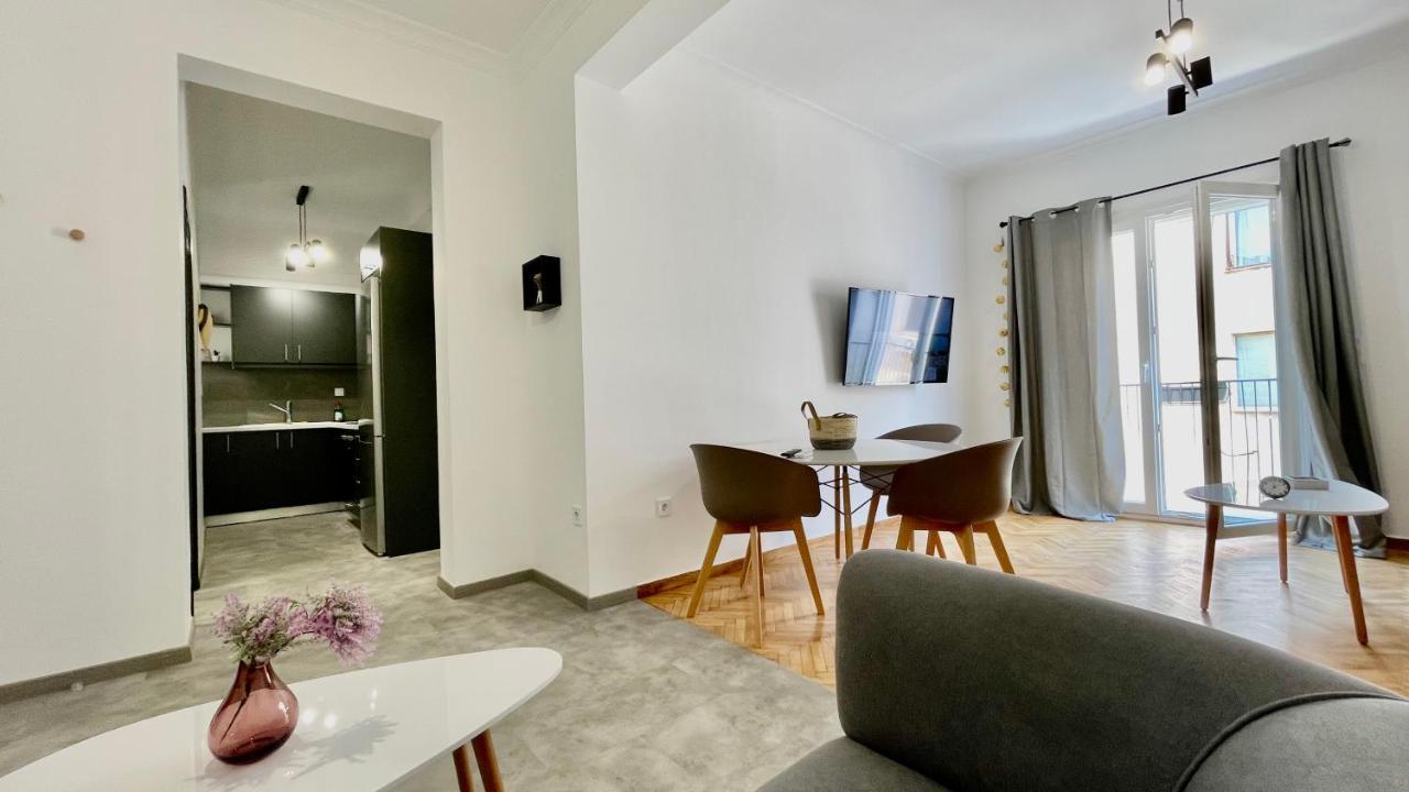 Gorgeous Renovated Apt. Close To Metro And Cultural Sites! アテネ エクステリア 写真