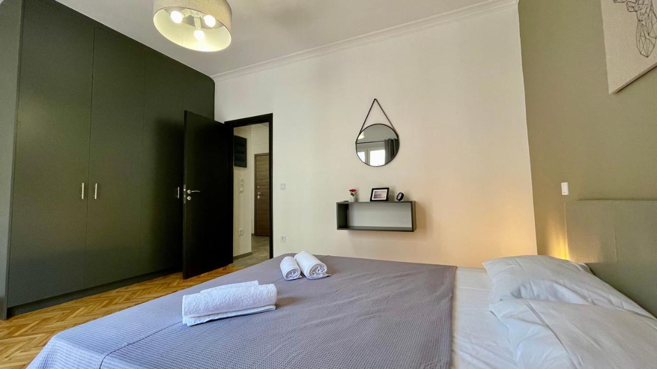 Gorgeous Renovated Apt. Close To Metro And Cultural Sites! アテネ エクステリア 写真
