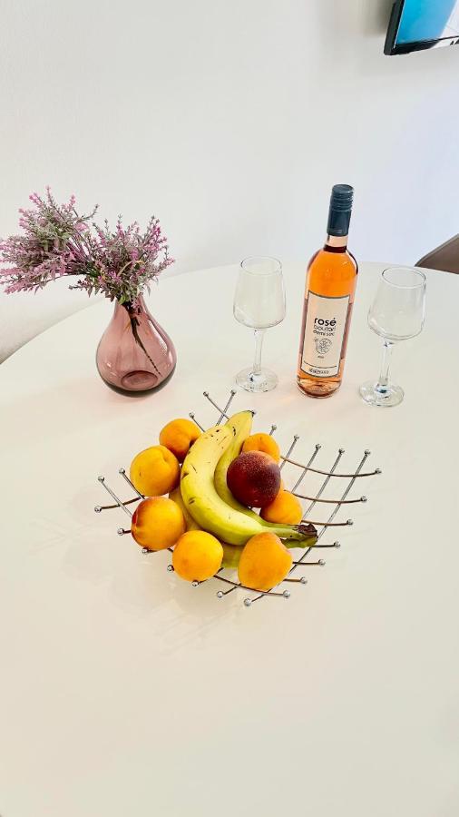 Gorgeous Renovated Apt. Close To Metro And Cultural Sites! アテネ エクステリア 写真